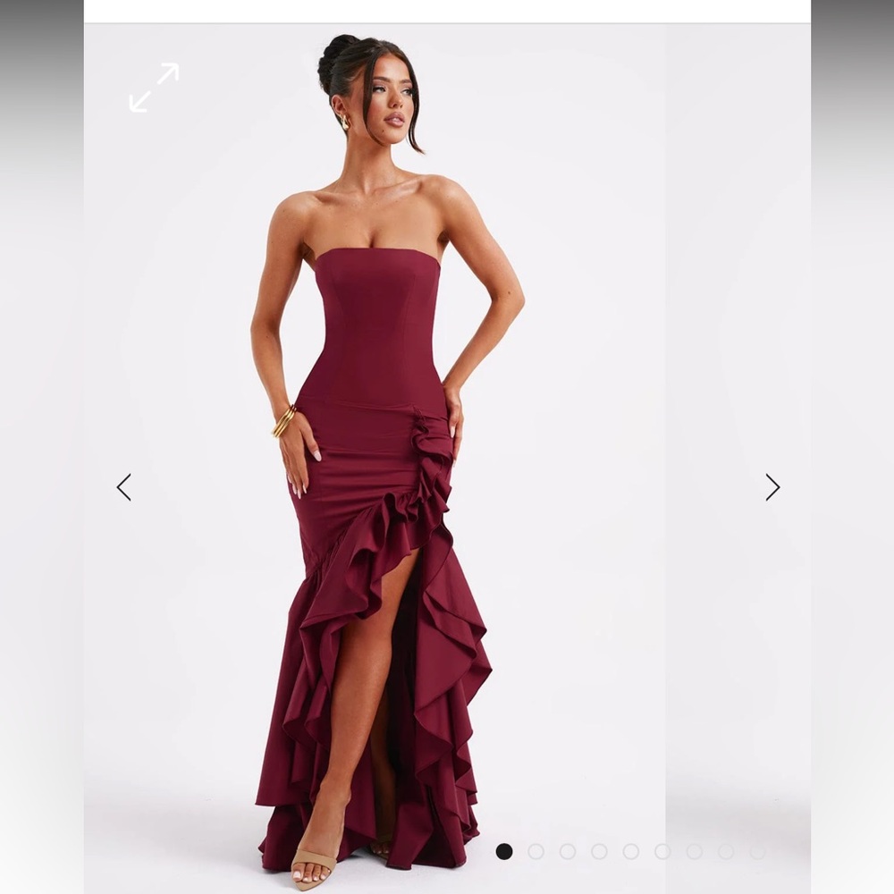 Worn once- Angelina maxi dress burgundy-baby boo